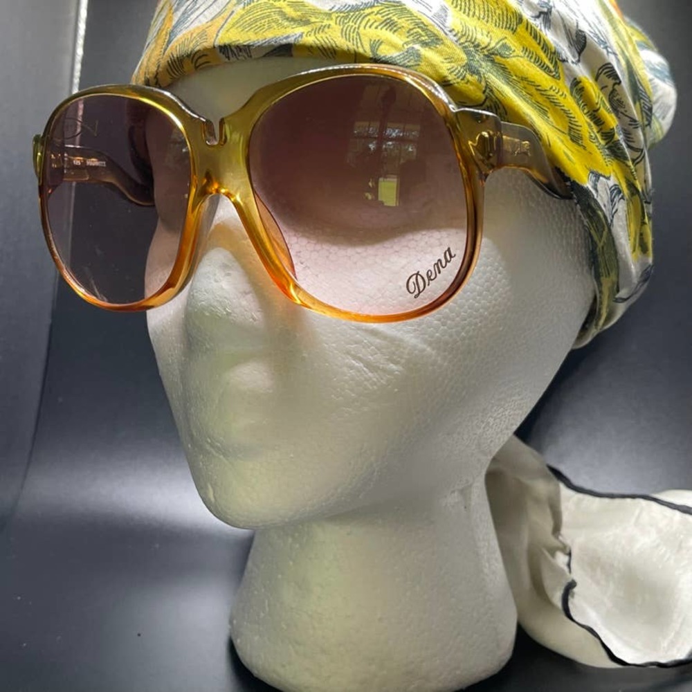 70s Sunglasses‎ - Picture 2 of 2